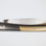 Couteau Le Tarn Ebène Royal et mitres en carbone Gold fiber visserrie or