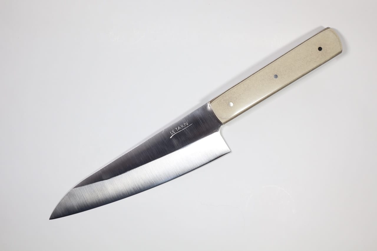 Le Tarn chef gyuto paper stone beige et marron 1 Le Tarn chef gyuto paper stone beige et marron